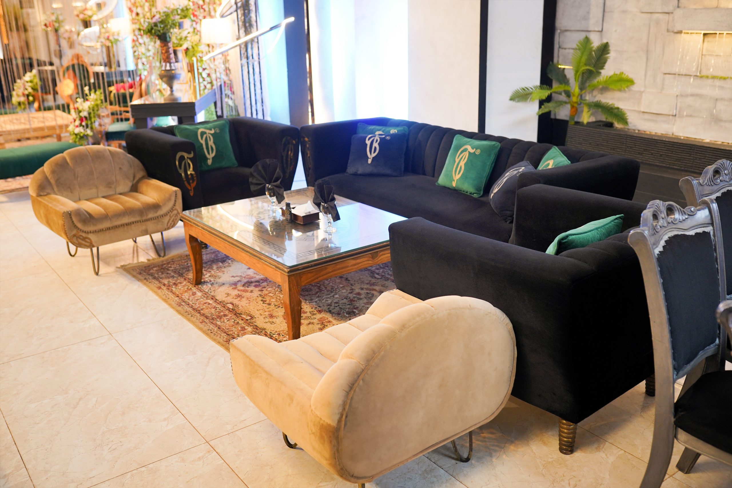 Image gallery marquee