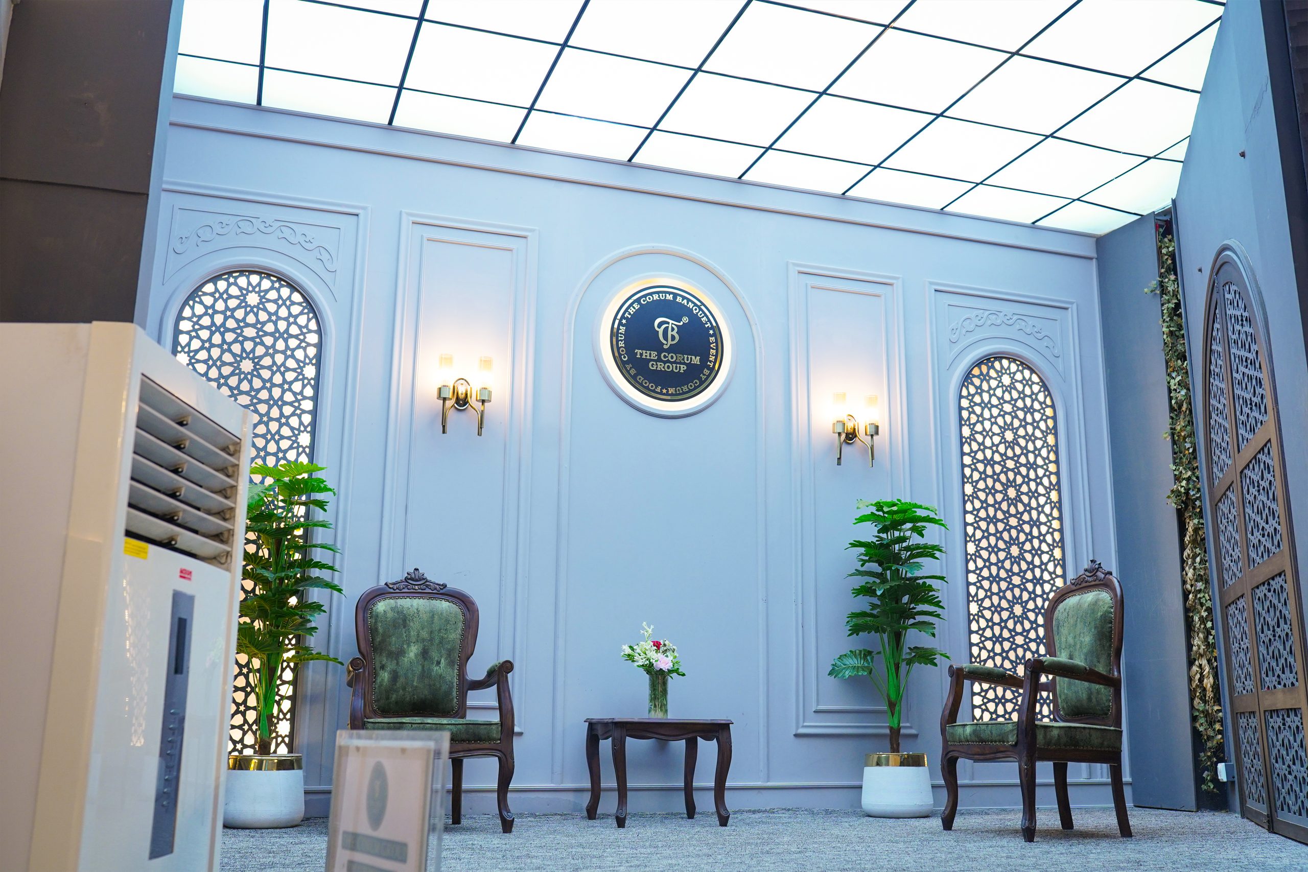 Image gallery marquee