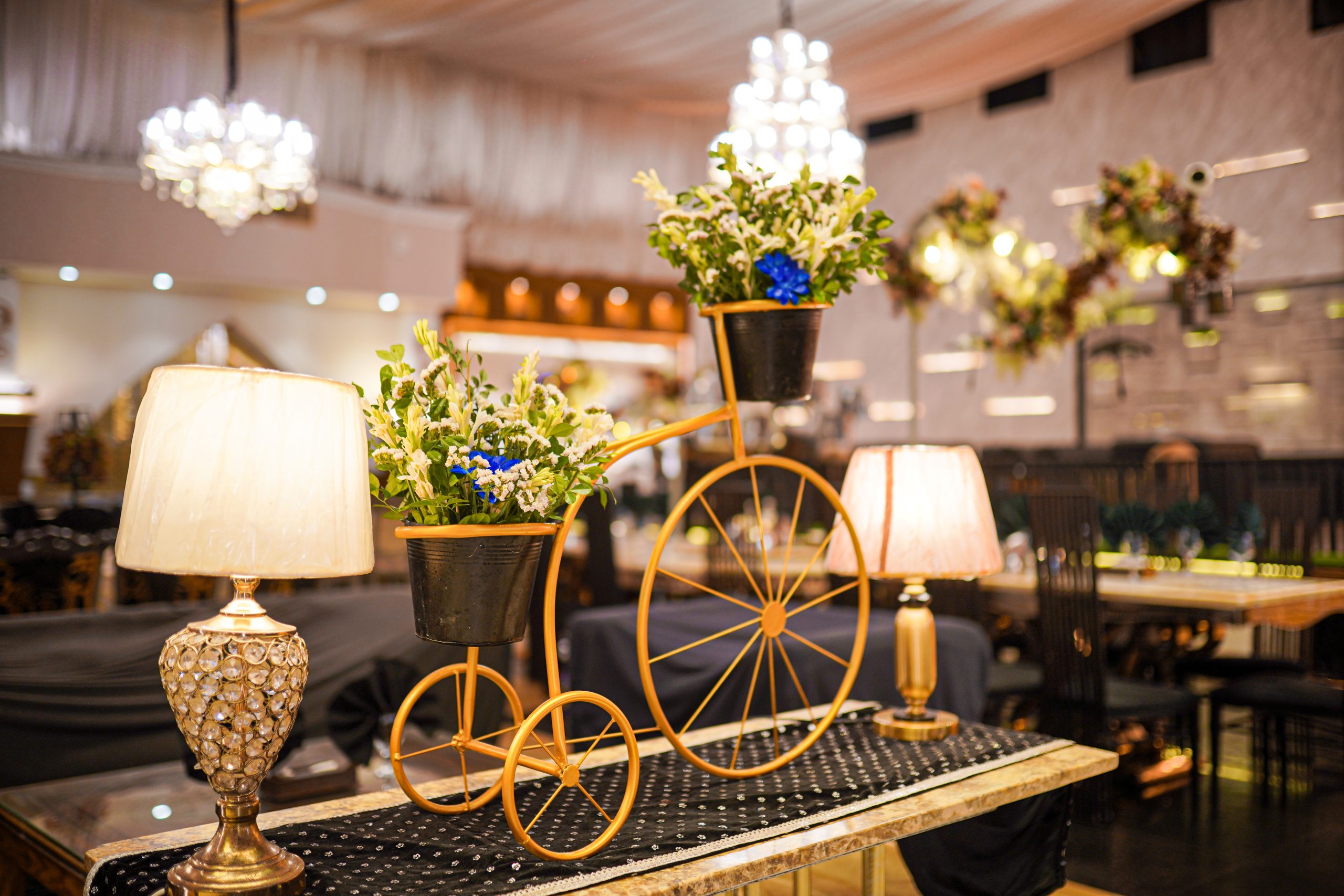 Image gallery marquee